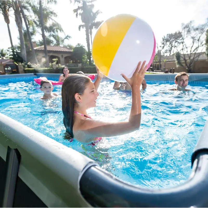 Piscine Ultra XTR rectangulaire 5.49 x 2.74 x 1.32 m