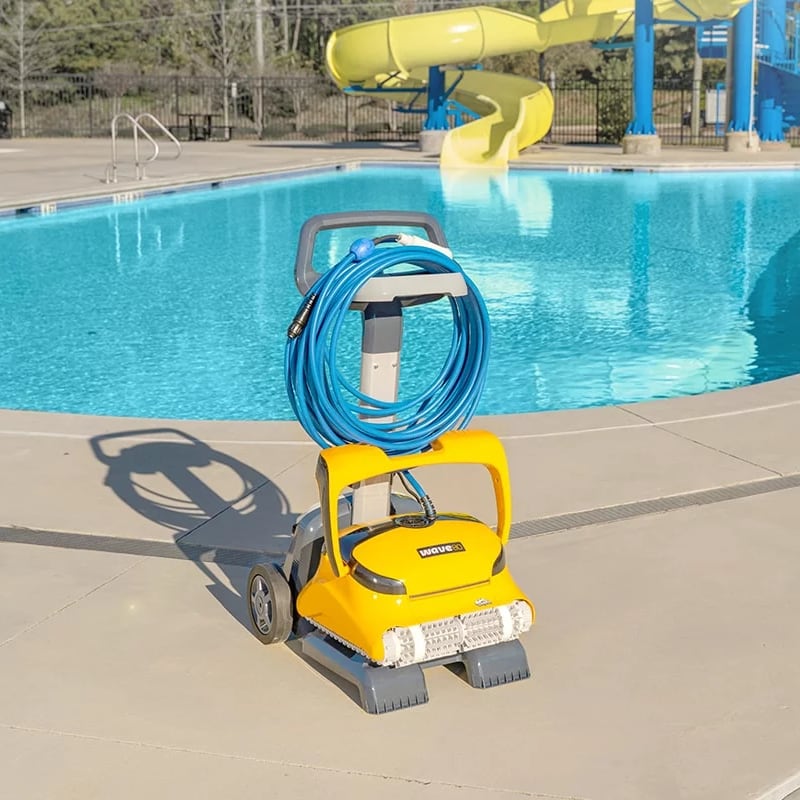 Photo du robot nettoyeur Dolphin Wave 80 avec chariot