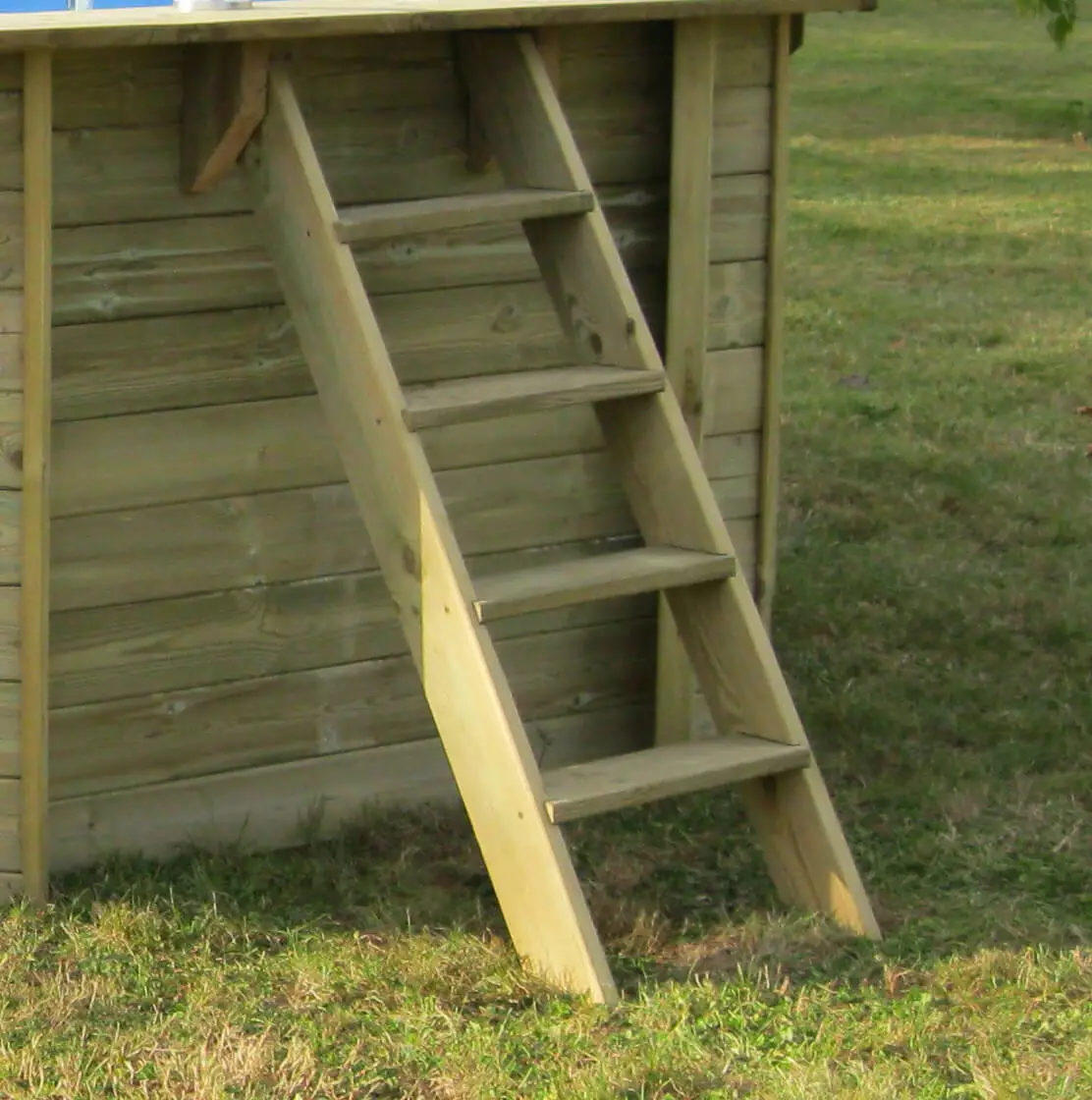 photo de l'échelle extérieur en bois Gre