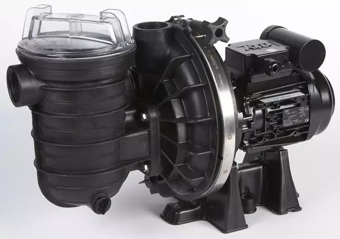 La pompe pour piscine enterrées